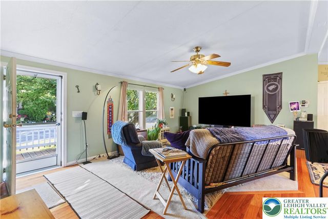 3471 Lil Wolf Drive, South Whitehall Twp, PA 18069