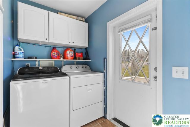 3471 Lil Wolf Drive, South Whitehall Twp, PA 18069