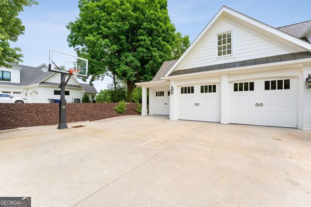 1536 Blue Ridge Drive NE, Gainesville, GA 30501