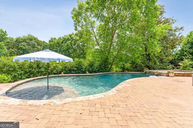 1536 Blue Ridge Drive NE, Gainesville, GA 30501