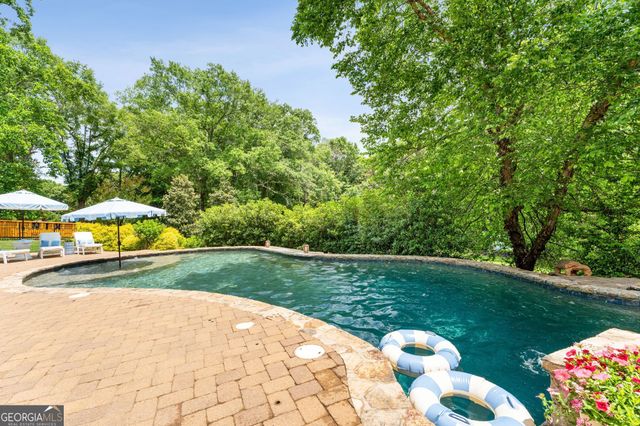 1536 Blue Ridge Drive NE, Gainesville, GA 30501