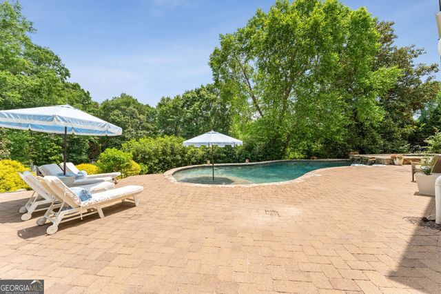 1536 Blue Ridge Drive NE, Gainesville, GA 30501