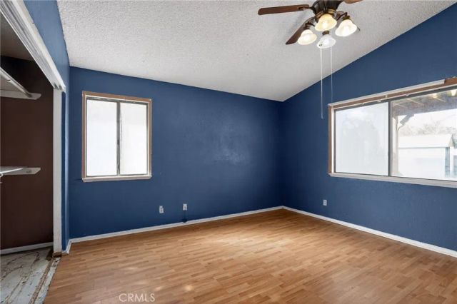 2559 E Avenue J2, Lancaster, CA 93535