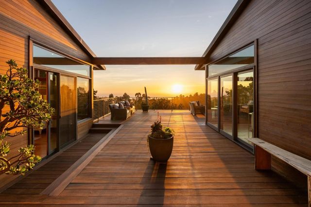 732 Alta Vista Road, Montara, CA 94037