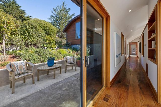 732 Alta Vista Road, Montara, CA 94037