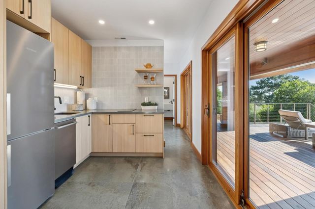 732 Alta Vista Road, Montara, CA 94037