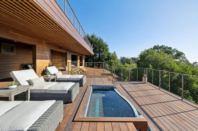 732 Alta Vista Road, Montara, CA 94037