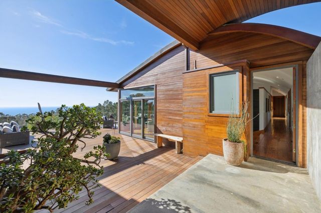 732 Alta Vista Road, Montara, CA 94037