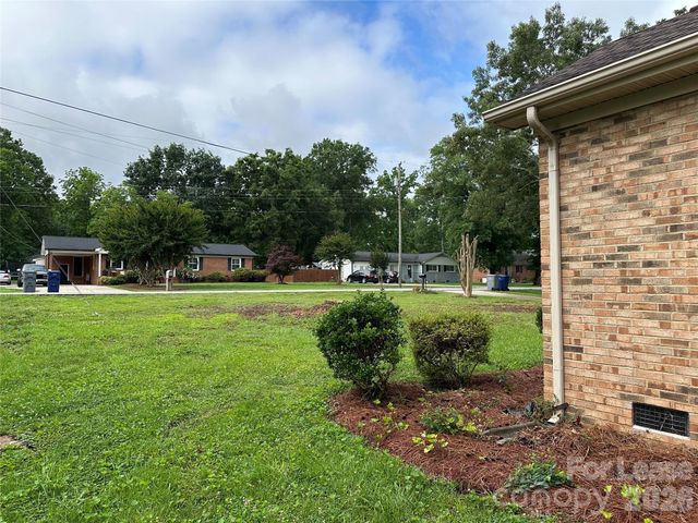 413 Parallel Drive, Harrisburg, NC 28075