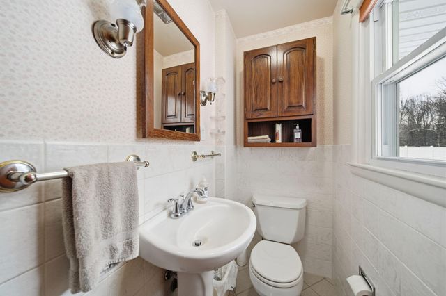 6728 King Road, Spring Arbor Twp, MI 49283