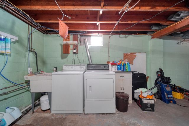 6728 King Road, Spring Arbor Twp, MI 49283