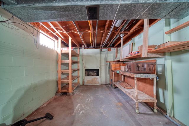 6728 King Road, Spring Arbor Twp, MI 49283