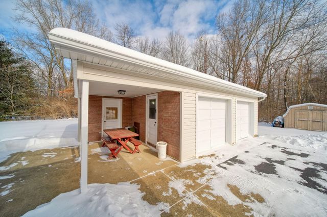 6728 King Road, Spring Arbor Twp, MI 49283