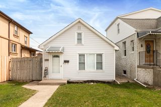 3333 N Orange Avenue, Chicago, IL 60634