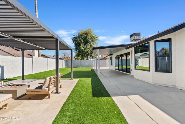 3026 E Leland Street, Mesa, AZ 85213