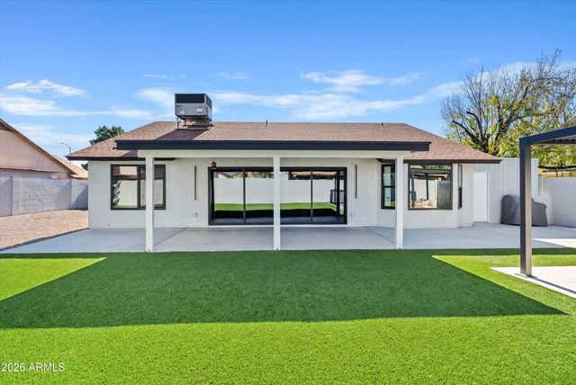 3026 E Leland Street, Mesa, AZ 85213