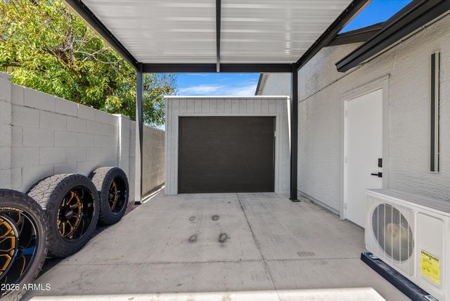 3026 E Leland Street, Mesa, AZ 85213