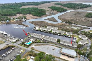 2421 Beachview Drive, B11, Ocean Springs, MS 39564