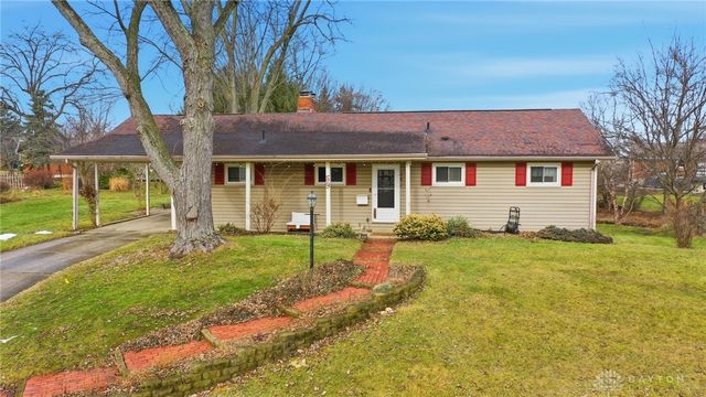 59 Amokee Place, Tipp City, OH 45371