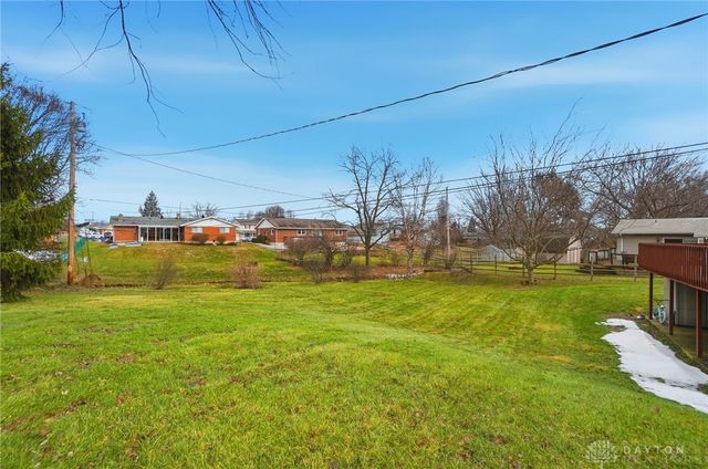 59 Amokee Place, Tipp City, OH 45371