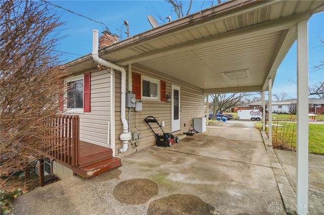 59 Amokee Place, Tipp City, OH 45371