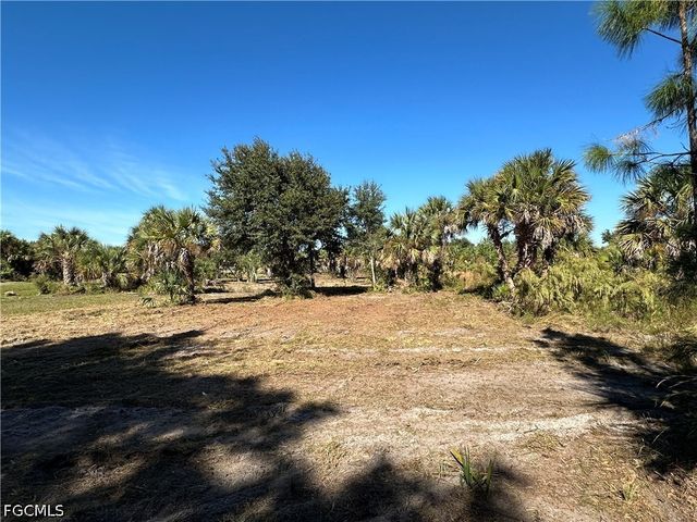 380 39th AVE NW, Naples, FL 34120