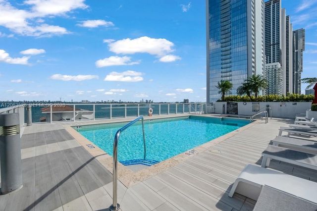 601 NE 27th St 1505, Miami, FL 33137