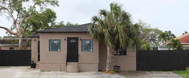 107 W Pembroke Rd, Hallandale Beach, FL 33009