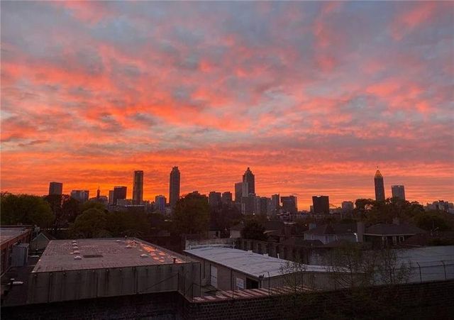 572 Edgewood NE Avenue 107, Atlanta, GA 30312