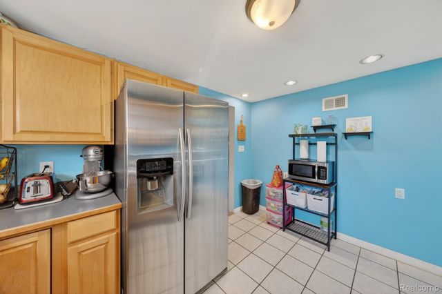 6015 Jeddo Road, Grant Township, MI 48032