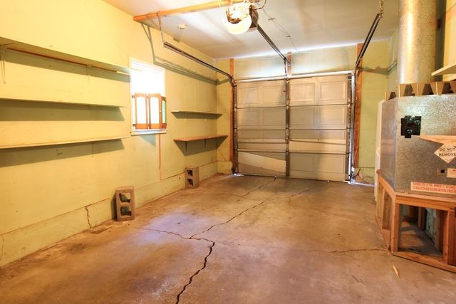 644 Mcadams Rd, Salina, KS 67401