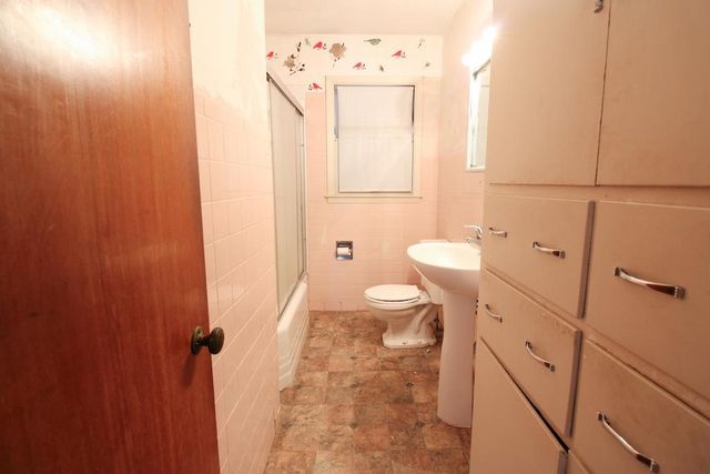 644 Mcadams Rd, Salina, KS 67401