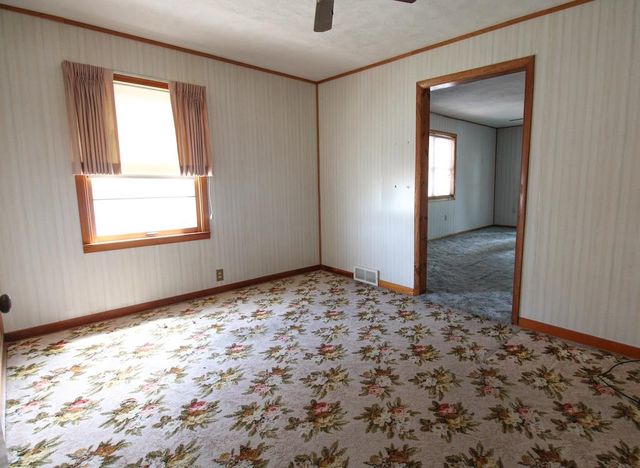 644 Mcadams Rd, Salina, KS 67401
