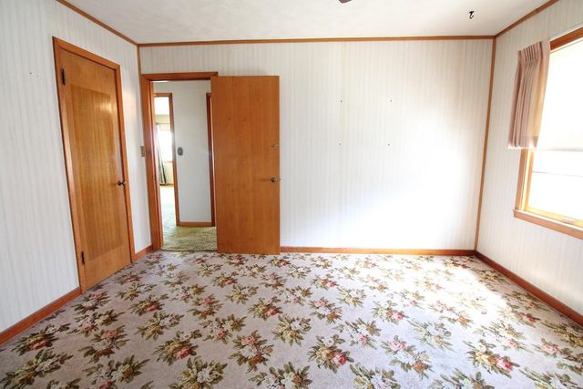 644 Mcadams Rd, Salina, KS 67401