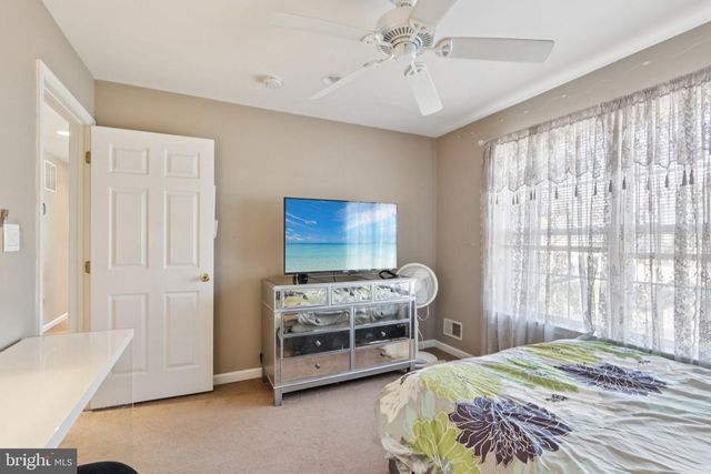 187 COMPASS ROAD, Manahawkin, NJ 08050