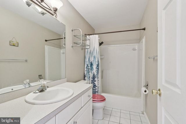 187 COMPASS ROAD, Manahawkin, NJ 08050