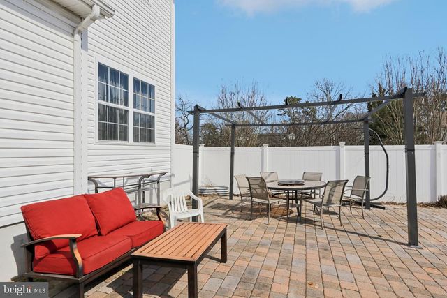 187 COMPASS ROAD, Manahawkin, NJ 08050