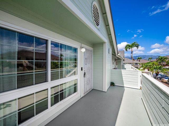 94-1457 Waipio Uka Street O204, Waipahu, HI 96797
