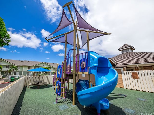 94-1457 Waipio Uka Street O204, Waipahu, HI 96797