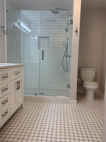 417 Sikes Street, Houston, TX 77018