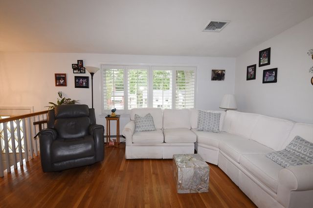 37 Thornton Ave, Brockton, MA 02301