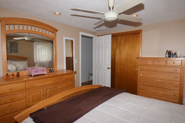 37 Thornton Ave, Brockton, MA 02301