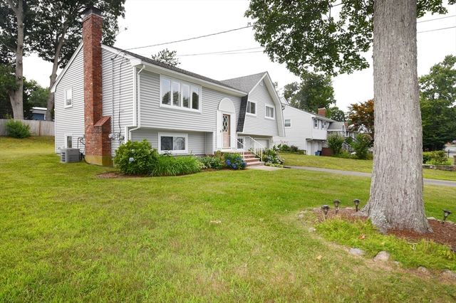 37 Thornton Ave, Brockton, MA 02301