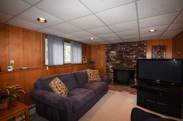 37 Thornton Ave, Brockton, MA 02301