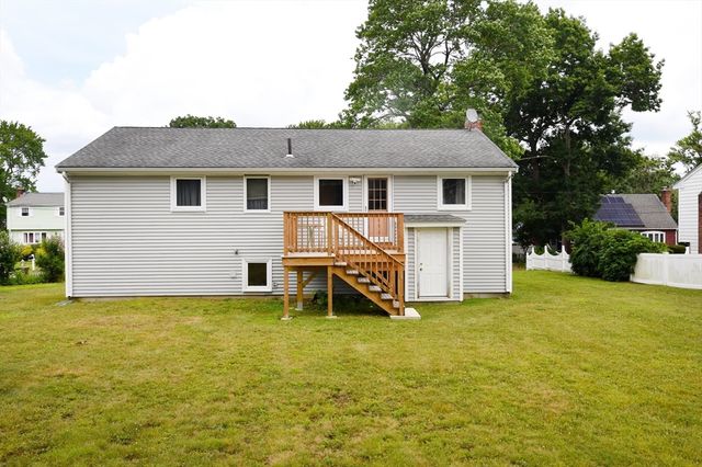 37 Thornton Ave, Brockton, MA 02301