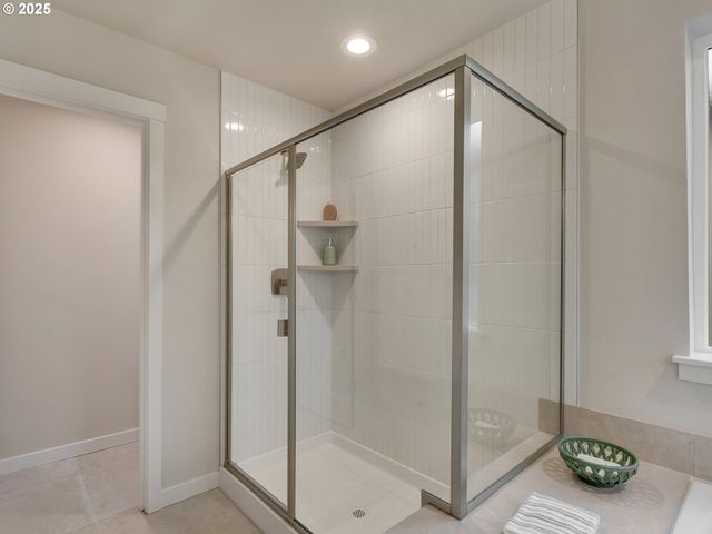 13884 Sw 175th Ave, Tigard, OR 97140