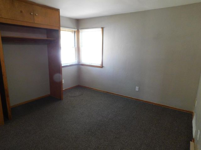 606 5th Street S, Moorhead, MN 56560