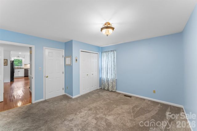 808 Lakey Gap Road, Black Mountain, NC 28711