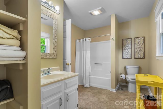 808 Lakey Gap Road, Black Mountain, NC 28711