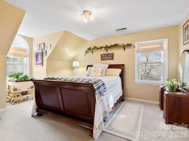 808 Lakey Gap Road, Black Mountain, NC 28711